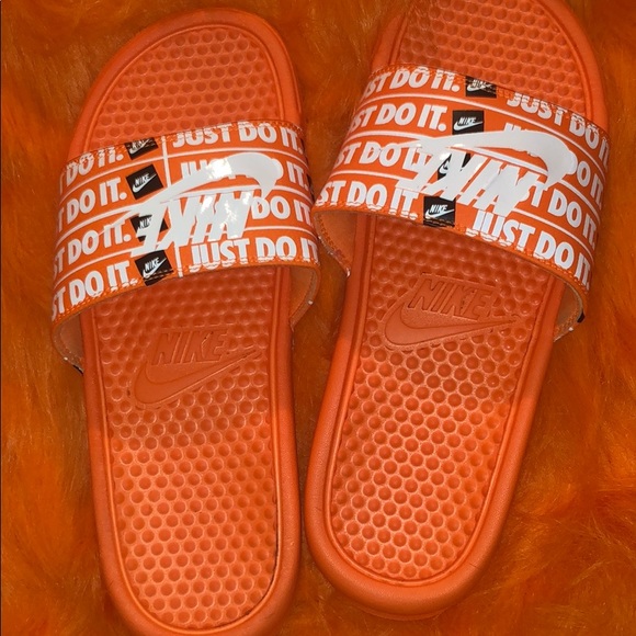 nike benassi jdi orange